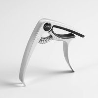 Каподастр гитарный, серебристый Каподастр гитарный, серебристый