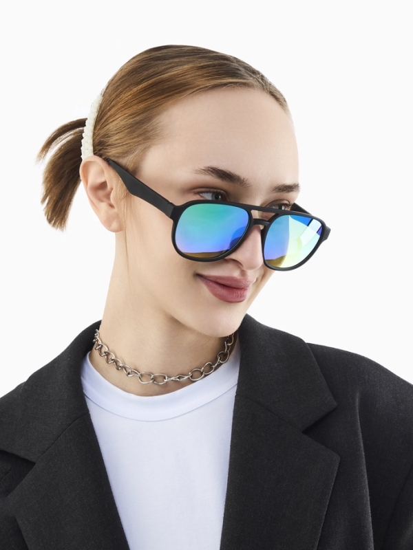 Очки солнечные, uv 400, ширина 15 см, дужка 15 см, линза 5.4 х 4.6 см