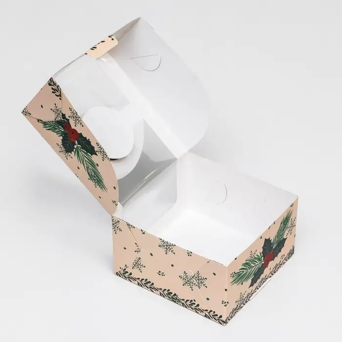 Коробка под бенто - торт с окном &laquo;Новогодняя с шишками&raquo;, 14&times;14&times;8 см, Новый год