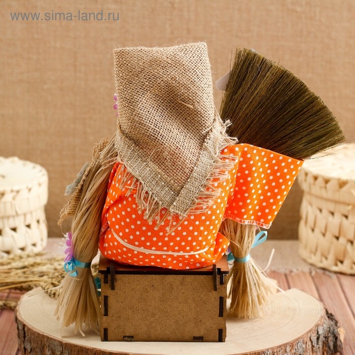 Оберег-домовой Оберег-домовой "Баба яга на сундуке", 30х29х23 см, микс