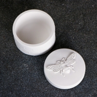 Шкатулка "Пчелка" 8х6см