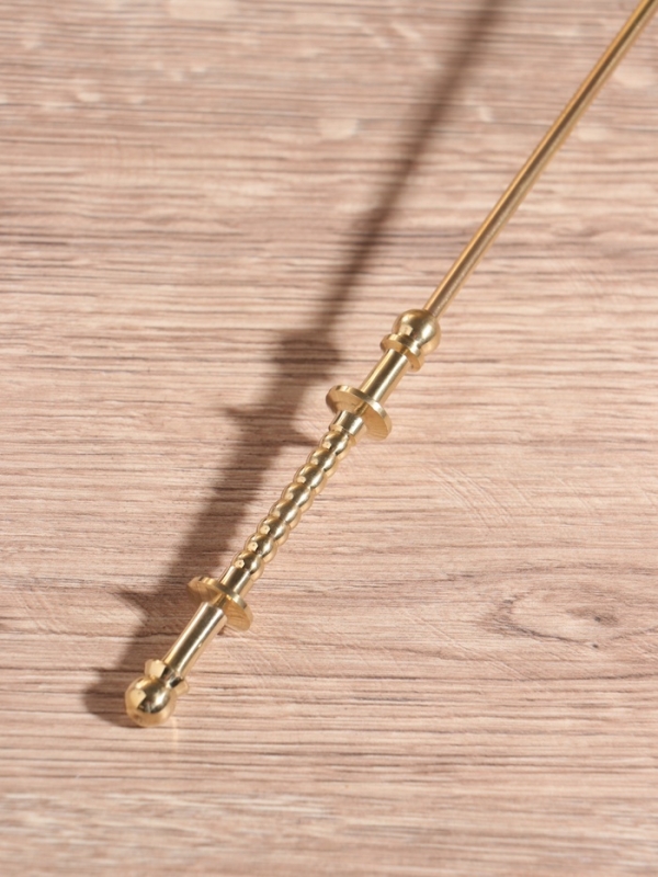 Гаситель для свечей "Еловая шишка" латунь 28,5 см