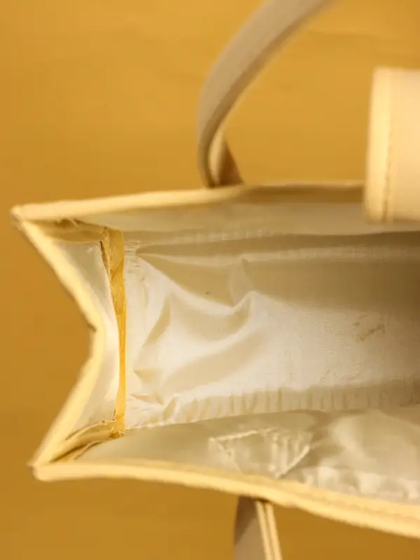 Сумка плетёная на застёжке из пандана 30х10х35 см, бежево-оранжевый