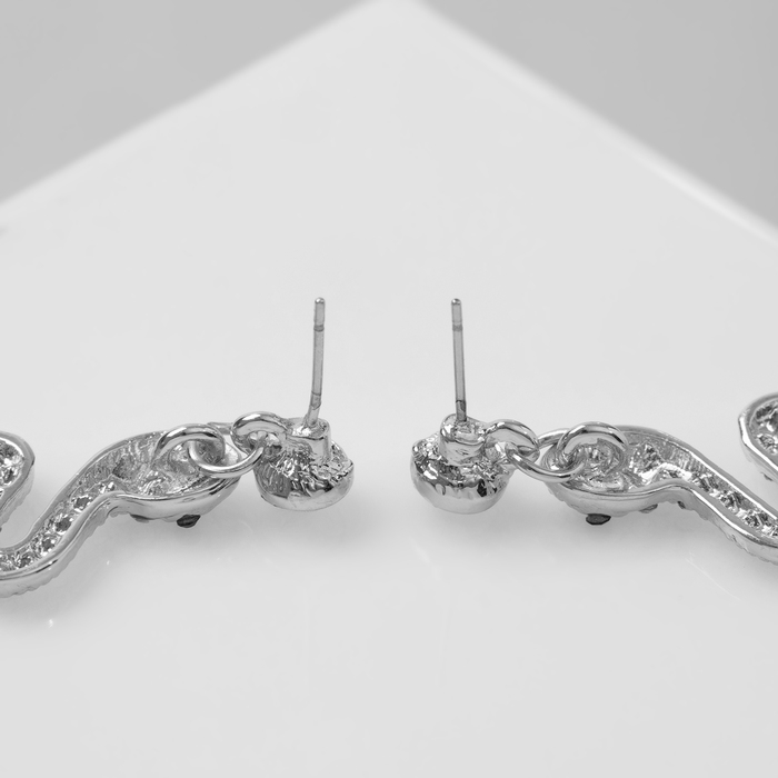 Новый год! Символ года 2025! Серьги со стразами &laquo;Змея&raquo; обольщение, цвет белый в серебре