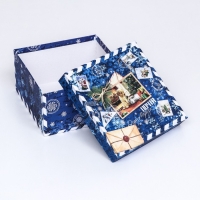 Коробка квадратная "Посылка синяя" , 19 × 19 × 10 см Коробка квадратная "Посылка синяя" , 19 × 19 × 10 см