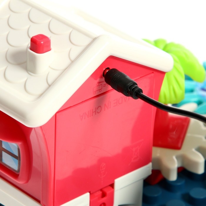 Конструктор развивающий с шестерёнками &laquo;Весёлые паровозики&raquo;, 33 детали