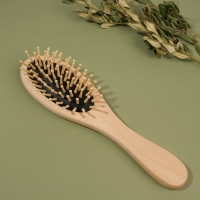 Расчёска массажная &laquo;Натурель&raquo;, 6 &times; 22 см, цвет &laquo;светлое дерево&raquo;