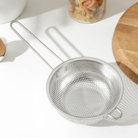 Дуршлаг из нержавеющей стали &laquo;Марко&raquo;, d=16,5 см, длинная ручка, цвет хромированный