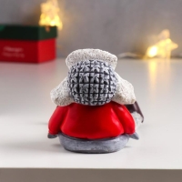 Сувенир полистоун "Дедушка Мороз в шапке-ушанке" длинные ножки 16,5х7,8х4,5 см