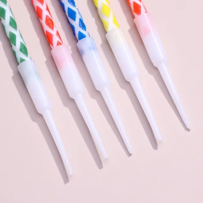 Свечи в торт &laquo;Ромбик&raquo; с подставкой, 14 см, 8 шт.