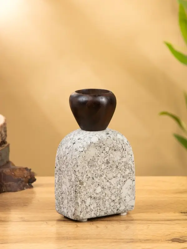 Подсвечник "Каменный факел" камень, дерево 8х5х15 см