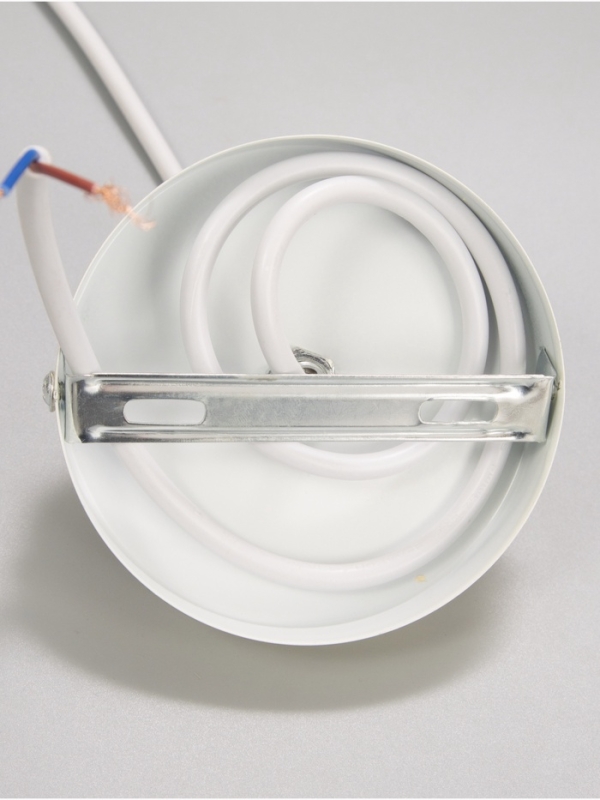 Светильник Edward 1х40Вт Е27 пр-1м сливочный 38х38х25см