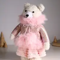 Кукла интерьерная "Медведица в розовом пуховике" раздвижная 37-65 см 23х16х37 см