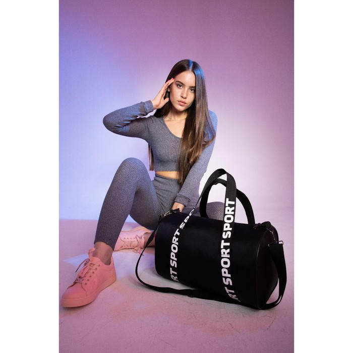 Сумка спортивная Sport на молнии, цвет чёрный