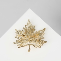 Брошь &laquo;Лист кленовый&raquo;, цвет бело-зелёный в золоте