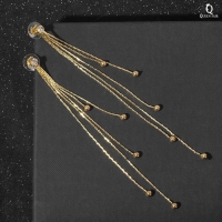 Серьги висячие со стразами &laquo;Селебрити&raquo; нити с бусинами, цвет белый в золоте, 12,5 см