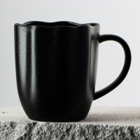 Кружка керамическая неровный край «Чёрная», 350 мл, цвет чёрный Кружка керамическая неровный край «Чёрная», 350 мл, цвет чёрный
