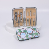 Набор маникюрный «Фрукты», 6 предметов, в футляре, рисунок МИКС Набор маникюрный «Фрукты», 6 предметов, в футляре, рисунок МИКС