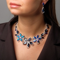 Набор 2 предмета: серьги, колье «Цветение», цвет бело-синий в серебре, 40 см Набор 2 предмета: серьги, колье «Цветение», цвет бело-синий в серебре, 40 см