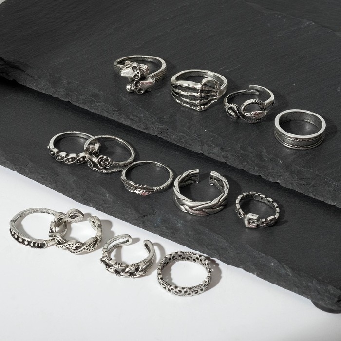Набор колец 13 штук «Ассорти» скелет, змея, размер МИКС, цвет чернёное серебро Набор колец 13 штук «Ассорти» скелет, змея, размер МИКС, цвет чернёное серебро