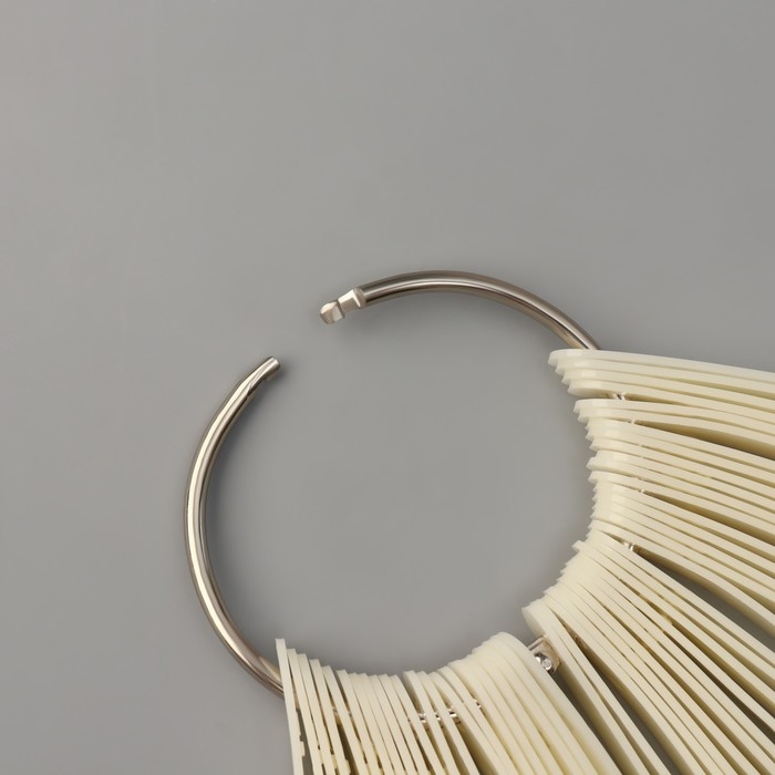 Палитра для лаков на кольце, форма квадрат, 50 шт по 3 ногтя, цвет слоновая кость Палитра для лаков на кольце, форма квадрат, 50 шт по 3 ногтя, цвет слоновая кость