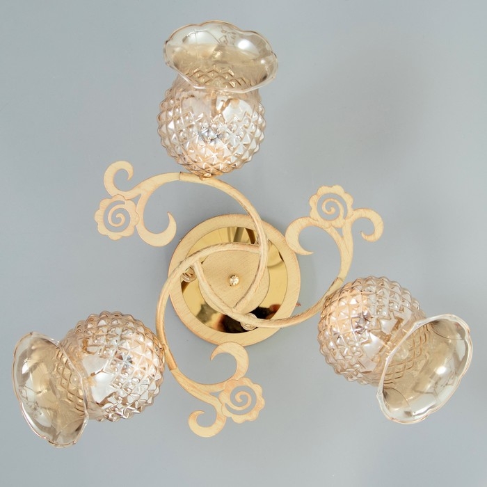 Люстра "Фрези" 3хЕ27 40Вт золото 54х54х28 см BayerLux