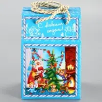 Подарочная новогодняя коробка &laquo;Снегоход&raquo;, Чемоданчик малый, 18&times;18&times;14 см