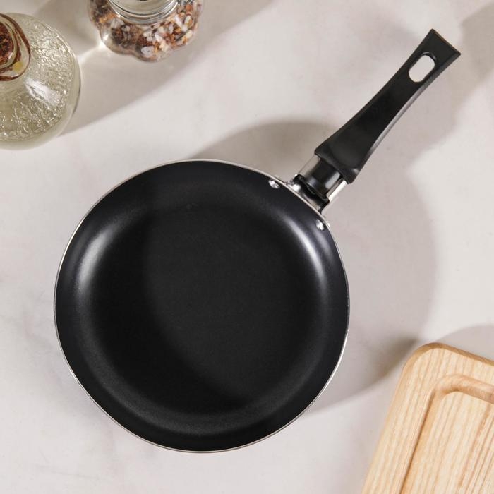 Сковорода &laquo;Лерой&raquo;, d=16 см, пластиковая ручка, антипригарное покрытие, цвет МИКС