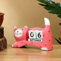 Календарь настольный "Кошка" дерево 13х4х10 см, цв. розовый