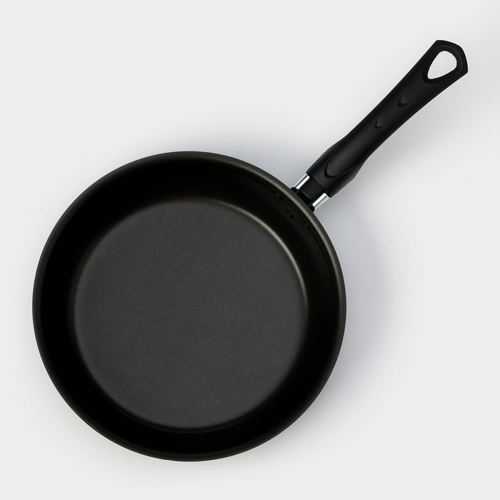 Сковорода &laquo;Классика атлас&raquo;, d=24 см, пластиковая ручка, стеклянная крышка, антипригарное покрытие, цвет чёрный