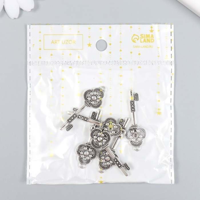 Декор для творчества металл "Ключик с трилистником" набор 6 шт серебро 1,5х4,2 см