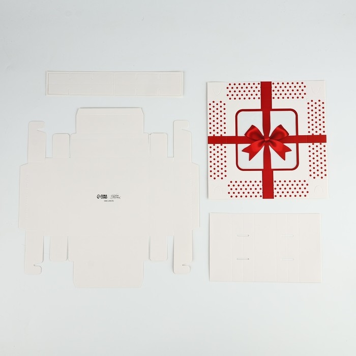 Коробка для конфет &laquo;Подарок&raquo;, 14.7 х 14.7 х 3.5 см