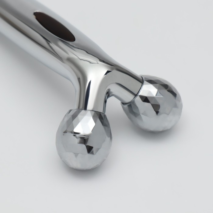 Массажёр для лица и зоны декольте, 2 шара, 14,3 &times; 4,5 см, цвет серебристый