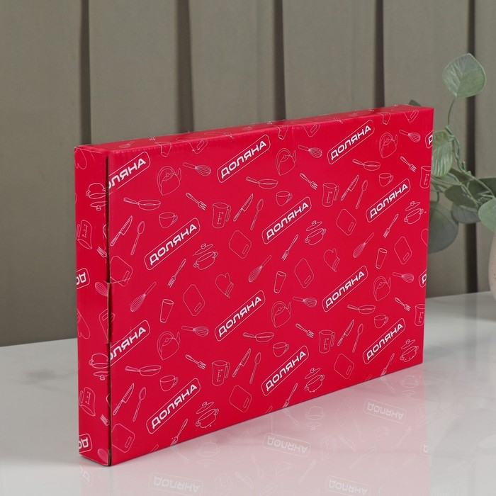 Блюдо фарфоровое сервировочное Доляна &laquo;Коты-аристократы&raquo;, 30&times;18,5 см, цвет белый