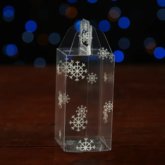 Коробка подарочная новогодняя складная ПВХ &laquo;Праздничное настроение&raquo; 4&times;4&times;8 см