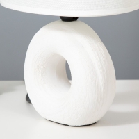 Настольная лампа "Эдель" Е27  40Вт белый 12,5х20х29 см RISALUX