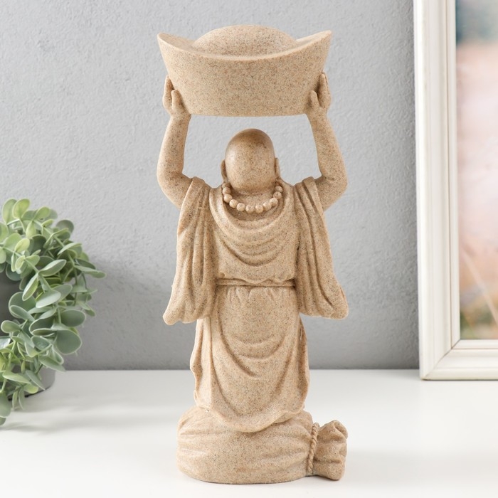 Сувенир полистоун "Хотей со слитком золота" песочный 11х7х27,5 см