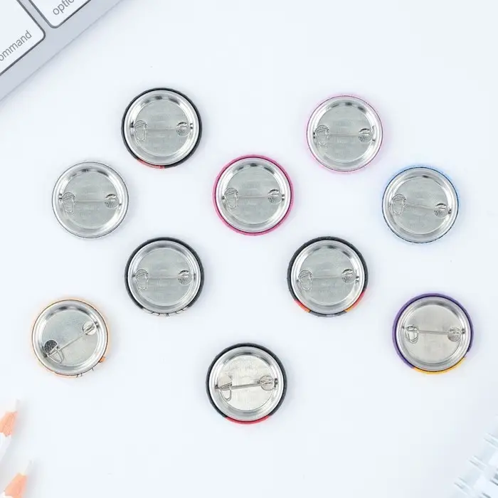 Значок металлический , закатной &laquo;Милые животные&raquo;, d = 2,5 см, МИКС