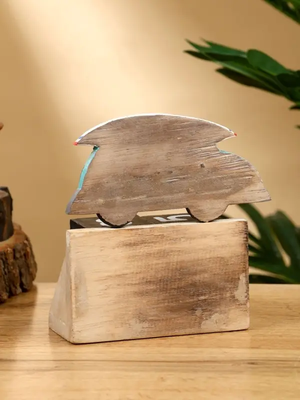 Календарь настольный "Машинка" дерево 11х5х14 см