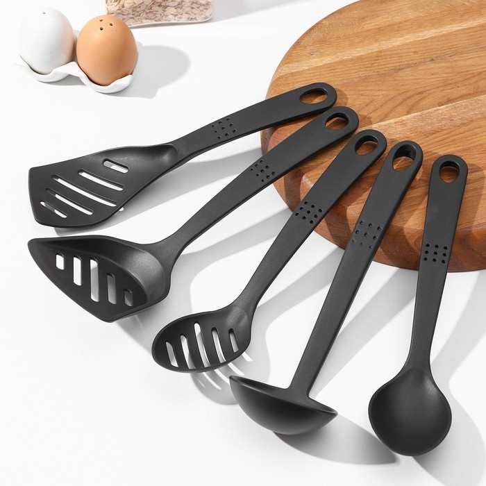 Набор кухонных принадлежностей Доляна «Точки», 5 предметов, цвет чёрный Набор кухонных принадлежностей Доляна «Точки», 5 предметов, цвет чёрный