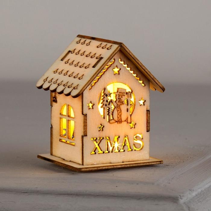 Ёлочная игрушка &laquo;Домик со снеговиком&raquo;, от батареек, свечение тёплое белое