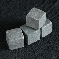 Новый год. Камни для виски в деревянной шкатулке &laquo;В поиске приключений&raquo;, 4 шт