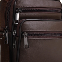 Сумка мужская на молниях, длинный ремень, цвет коричневый