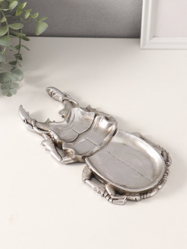 Подставка интерьерная полистоун "Жук-олень" серебро 25х13х2 см