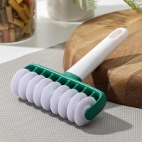 Валик для нарезки полос из теста KONFINETTA &laquo;Сладость&raquo;, 14&times;17&times;4 см, цвет белый