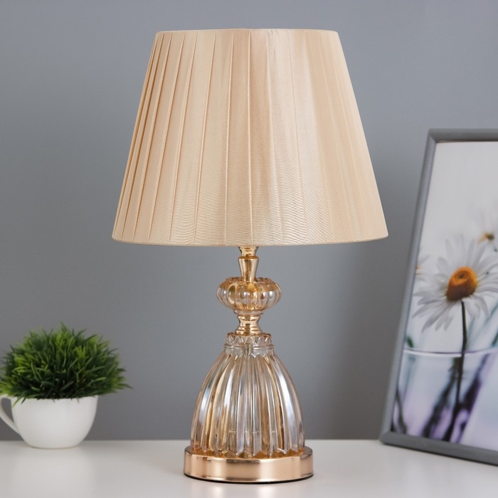 Лампа настольная с подсветкой "Яна" 1x60Вт E27 золото 25х25х43 см RISALUX