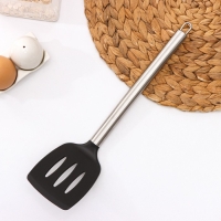 Лопатка Доляна &laquo;Стил&raquo;, 33 см, с прорезями