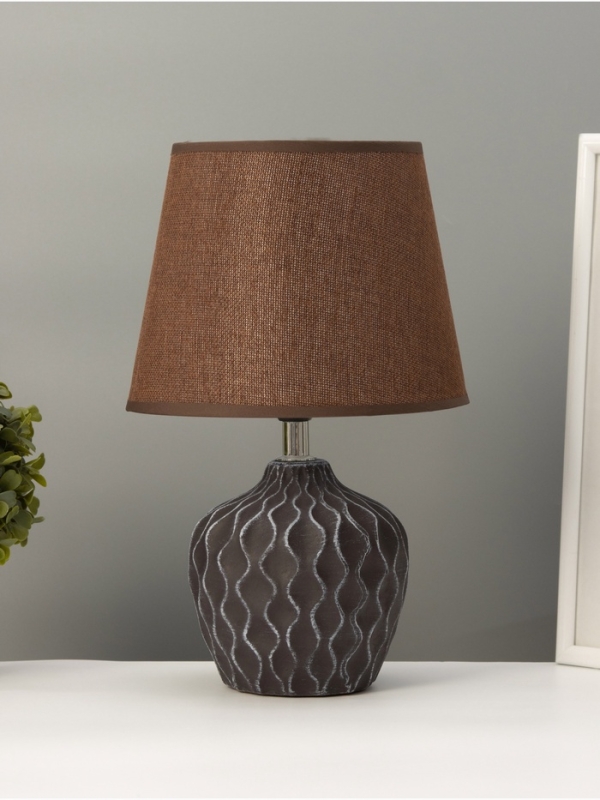 Настольная лампа "Кудри" 1х40Вт Е14 кофе/белый 19,5х19,5х31см