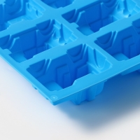 Форма для выпечки Доляна &laquo;Грузовик&raquo;, силикон, 22&times;22 см, 6 ячеек (9,8&times;4,9 см), цвет МИКС