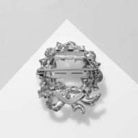 Зажим для платка &laquo;Жемчужный бант&raquo;, цвет белый в серебре